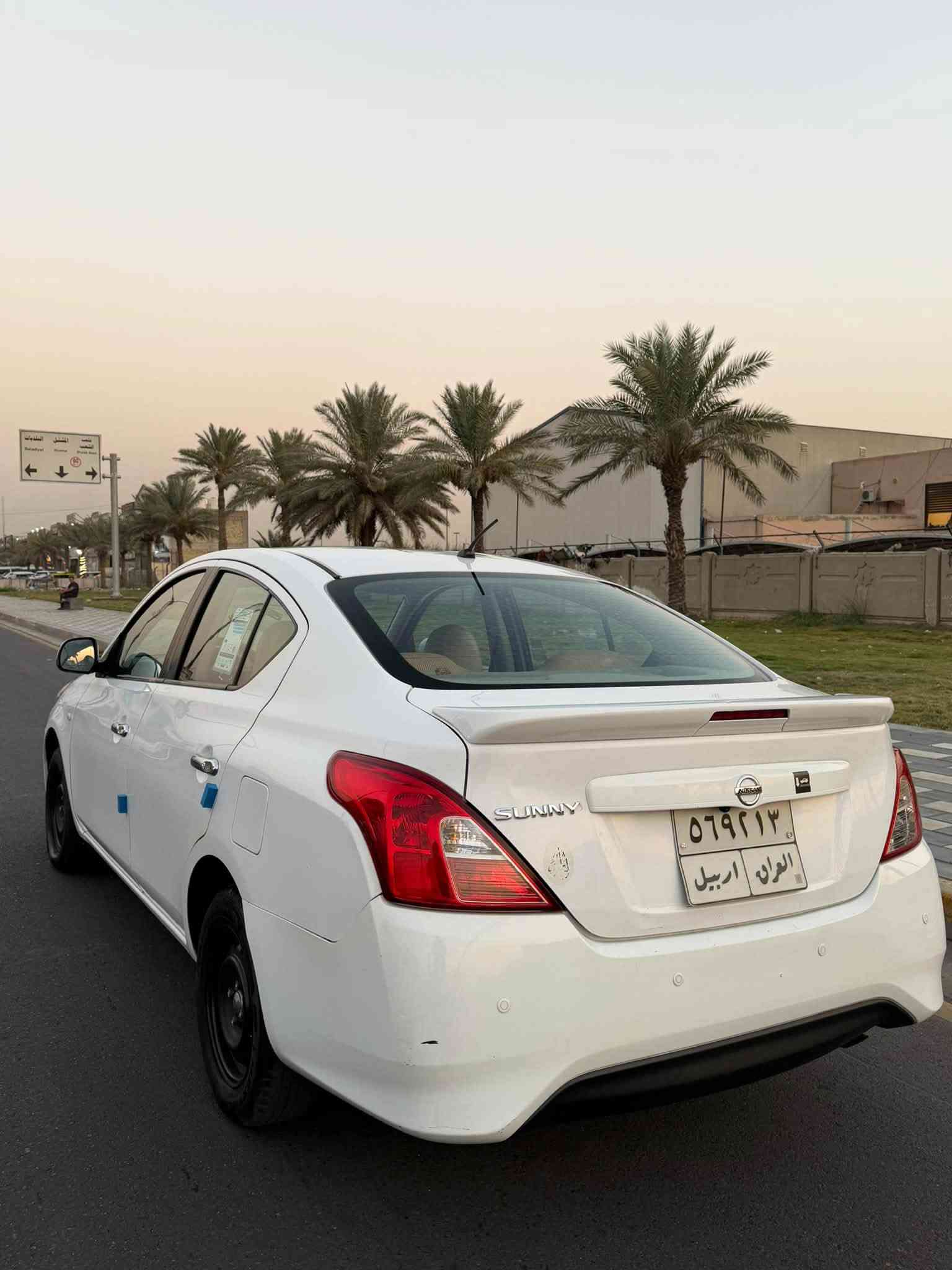 السلام عليكم سني هندي 2020 ام البليته الزركه مكفوله عده الباب الوره الصدر بي ضربه فقط السعر ( 92$) مكاني بغداد زيونه *********** سياره نضيفه وجاهزه بدون نقص تبريد ثلج لايت زنون شاشه جبيره تحكمات ستيرن الشراي يتصل
