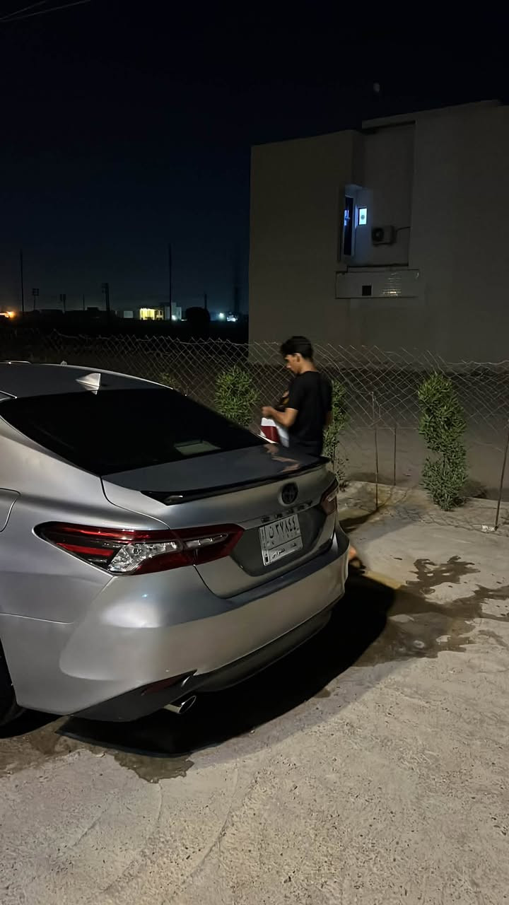 كامري للبيع هايبرد  2023XLE  سياره جديده
ماشيه 74
كشنات ثنين كهربائي
كشنات هيتر 
3 انظمه قياده 
سايد بريك كهربائي  
قطعتين تبرد
كشنات جلد اسود 
اناره داخليه بلادي 
رادار جانبي 
رادار خلي 
سياره جديده رقم بغداد
(ضرره جاملغ جه السايق كلير جاملغ عكس سايق بارد ) 
سياره جاهزه متصرف عليها شي 
السعر 200 بيه مجال قليل 
للاستفسار ***********
