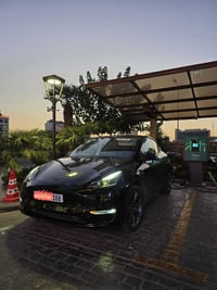تيسلا مودل Y 2024 دبل ماطور اون لاين بدون ايرباك....حادثه فقط جاملغ خل...