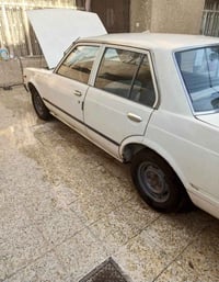مرحبا كرونا للبيع موديل ١٩٨٠ بيضاء اللون المكان بغداد السعر ٤٥ ورقة  ل...