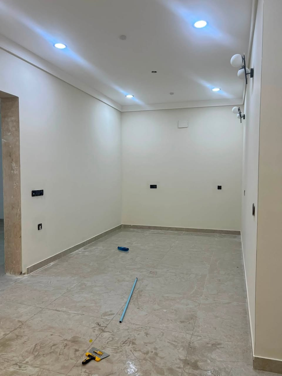 صبغ  بغداد فقط داخلي وخارجي وسعار مناسبه والله يرزق الجميع الرقم /***********
