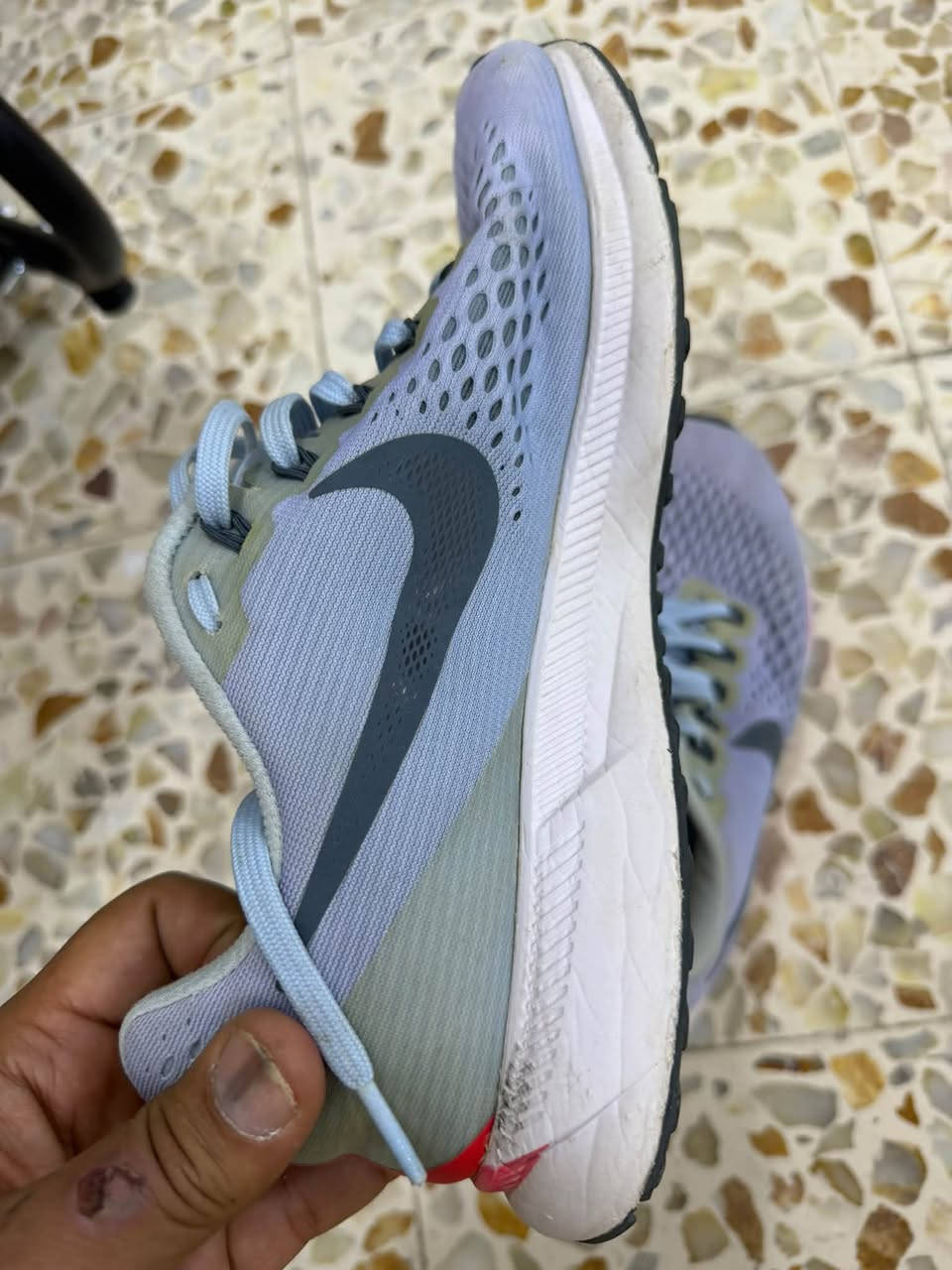 للبيع • واتساب • سعر بالواتساب