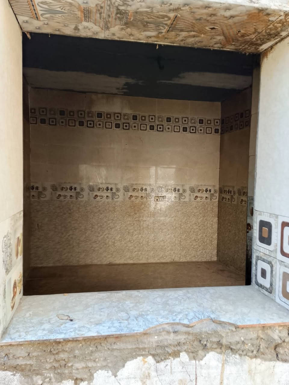 دارسكن للبيع المساحه 150 متر  حي النهضة خلف مدرسه الاكرمين الوجه مالته على ساحه طابو صرف
⚜️⚜️خدمات كامله 
⚜️⚜️تفاصيل البيت بناء عماده بس نظيف ارضيته برسلاين
⚜️غرفتي النوم 
⚜️استقبال 
⚜️صاله 
⚜️مطبخ 
⚜️حمام وصحيات 
⚜️طارمه 
⚜️البيت نظيف بس عوزه ترميم البيت جاهز للسكن فارغ

#السعره60مليون بيه مجال شراي بخير وتدلل 
——————————————-

#متابعة_الصفحة

#نستقبل_جميع_عروضكم

———————————————————

🔺#للاستفسار الاتصال ع الارقام

  

 

***********‬‏📲 

  او مراسله واتساب +964 770 986 0830 📲  

او زيارة مكتبنا متواجدين 3 الظهر إلى 8 مساء 

🔺مكتب نعيم البديري للاستثمار والتطوير العقاري 

🔺العنوان:-حي  النهضة مقابل جامع شاكر هندس
دارسكن للبيع المساحه 150 متر  حي النهضة خلف مدرسه الاكرمين الوجه مالته على ساحه طابو صرف
