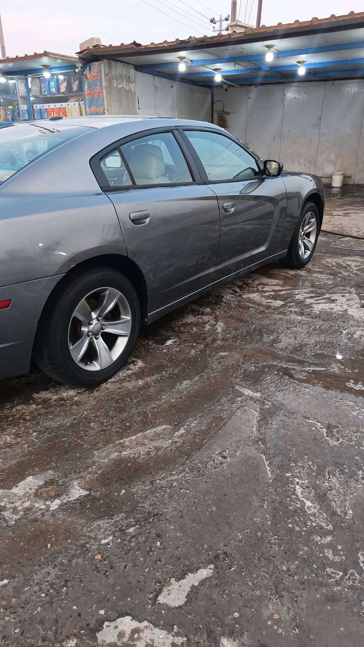 جارجر • موديل ٢٠١١ • بدون دواخل