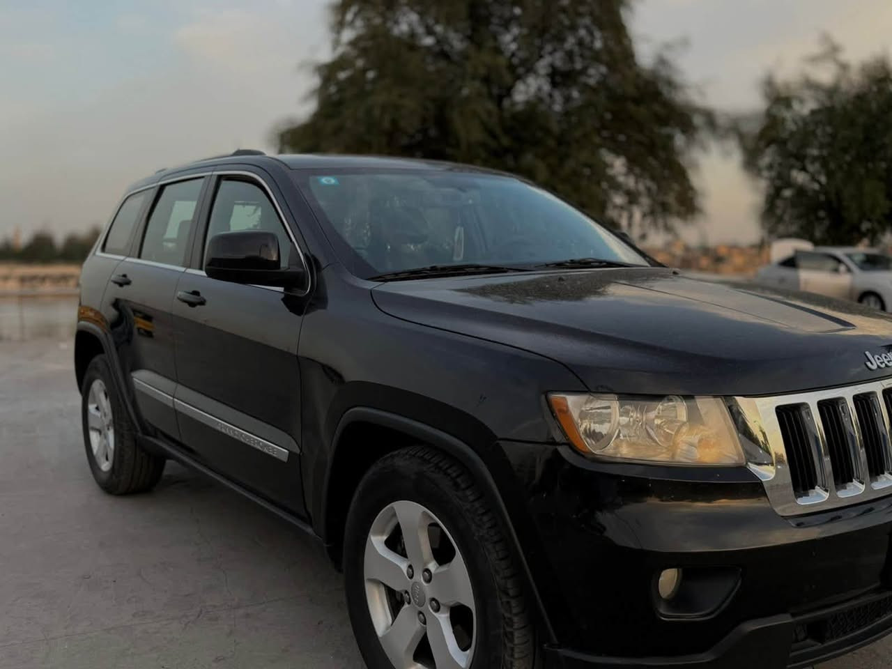 جيب لاريدو٢٠١٢
السياره وارد امريكي داخله كلين وحادثها بالعراق 

مرفق سونار من body car وموضح حادثها باب السايق مصلح والباب الخلفه مبدله 

محرك 3600

6 سلندر 

اللون أسود

محرك وكير على وضع الشركه خير من الله 

رقمها الماني شبه مميز 

ماشيه 160000 km قابل للزياده 

السعر140 ورقه وبيها مجال 

رقم الهاتف ***********
