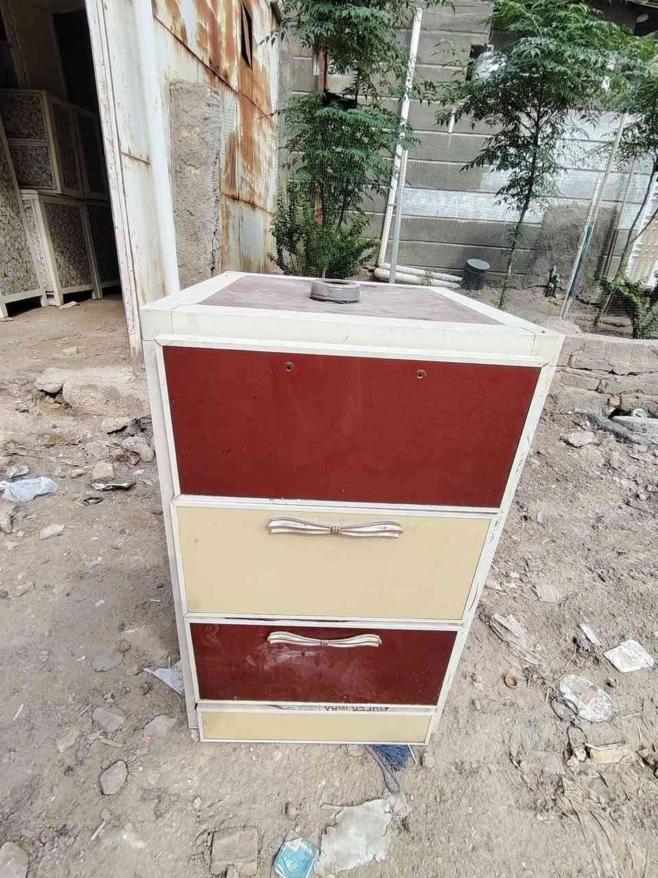 دواليب • ماكو تفاصيل
