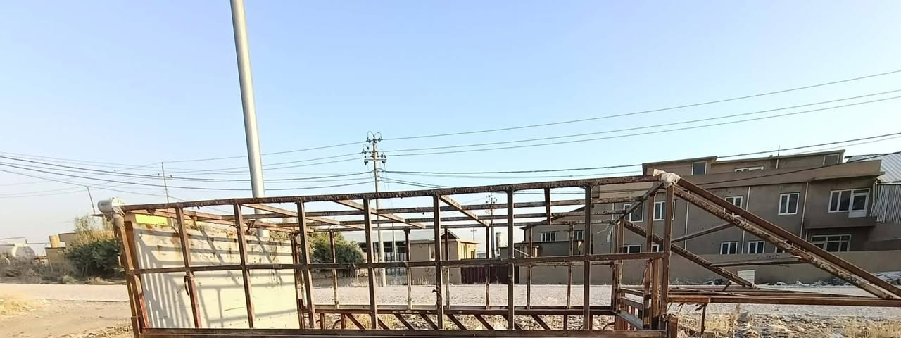 ***********
کەپروچادری 4000جلال حداد90سم چادرەکەلای ده رکەی هەندەک هەروەشایتەوەدوورمانەکەی نەدڕایە کەپری2700و3000بۆفرۆشتن لەهەولێرم
