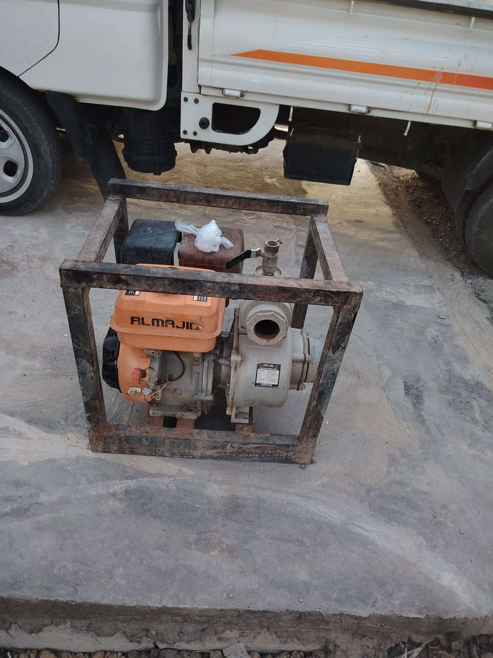 مضخه ماء 4×4بانزين نضافه فول 
***********
