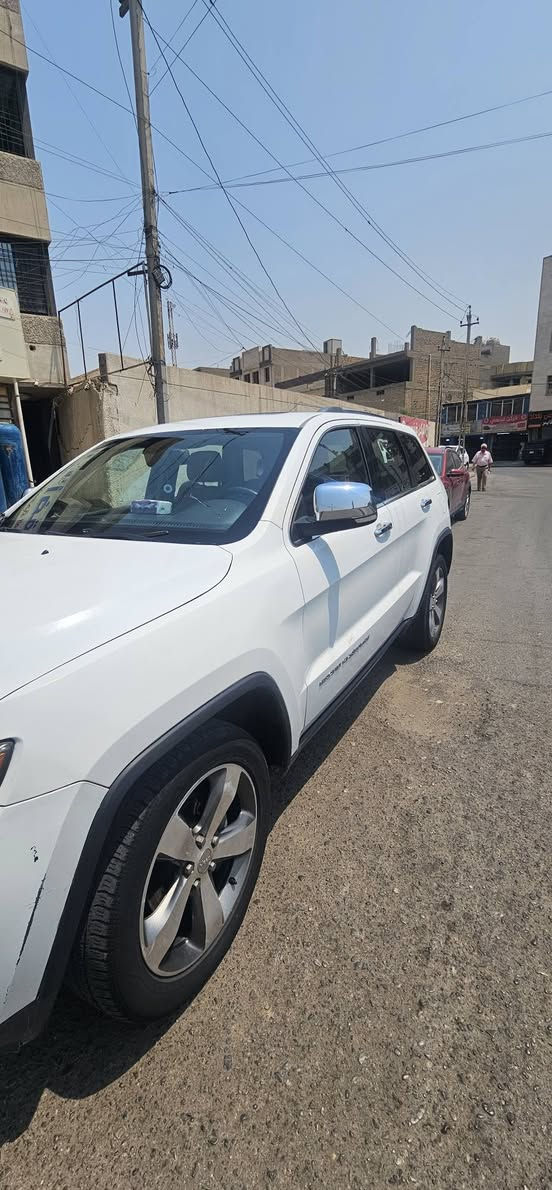 السلام عليكم
جيب لمتد  موديل ٢٠١٥ وارد امريكي حادث جاملغ بنيد 
للبيع فقط 
اللون ابيض 
رقم بغداد تحويل مباشر
مواصفات الجيب لمتد 
محرك ٦ سلندر ٣٦٠٠ 

ماشيه ١٤٠ الف ميل 
عنوان بغداد 
السعر ١٦ الف دولار بي مجال بسيط  ب
الاتصال 
***********
