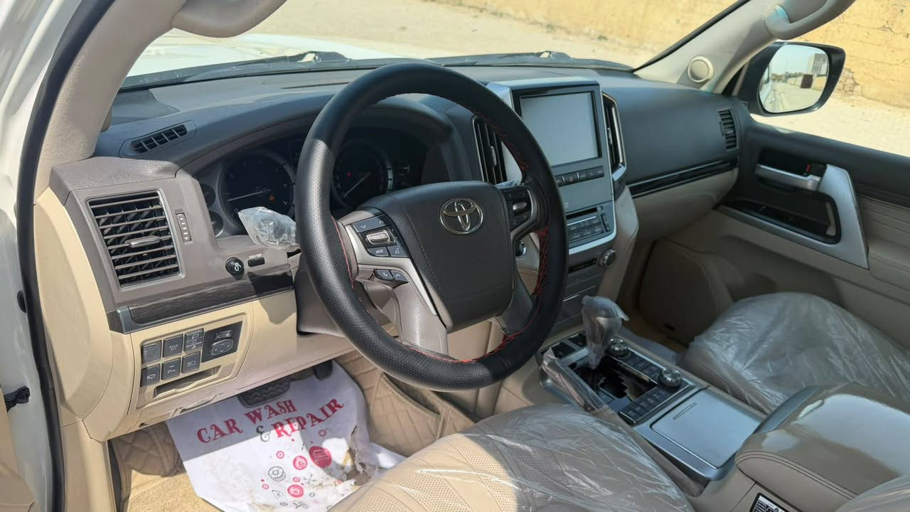 لاندكروز 2020 VXS فوول 1/1

رقم اربيل حلوو مرتب 55366
تحويل مباشر 

مكفوله كفاله عامه من كلشي 

فوول مواصفات للأخير :
جكات
رادارات 
5 بصمات 
باب الخلفي شفط 
ستيرن كهرباء
شحن واير لس
حساسات امامي خلفي 
فتحه سلايت 
محرك 5700 
وغيرها من المواصفات المعروفه 

السياره ماشيه 77 الف وقابل الزياده

مكان السياره كربلاء 

السعر : 61

للأستفسار:

***********
