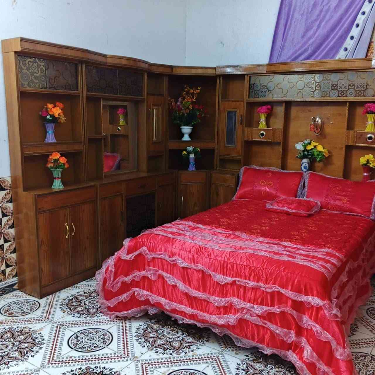 غرفة نوم حطاطه صاج داخل وخارج شغل درجه اولى السعر    ٧٠٠  وبيها مجال لشراي العنوان رمادي الجزيرة للإستفسار الاتصال على هاذه الرقم ***********
