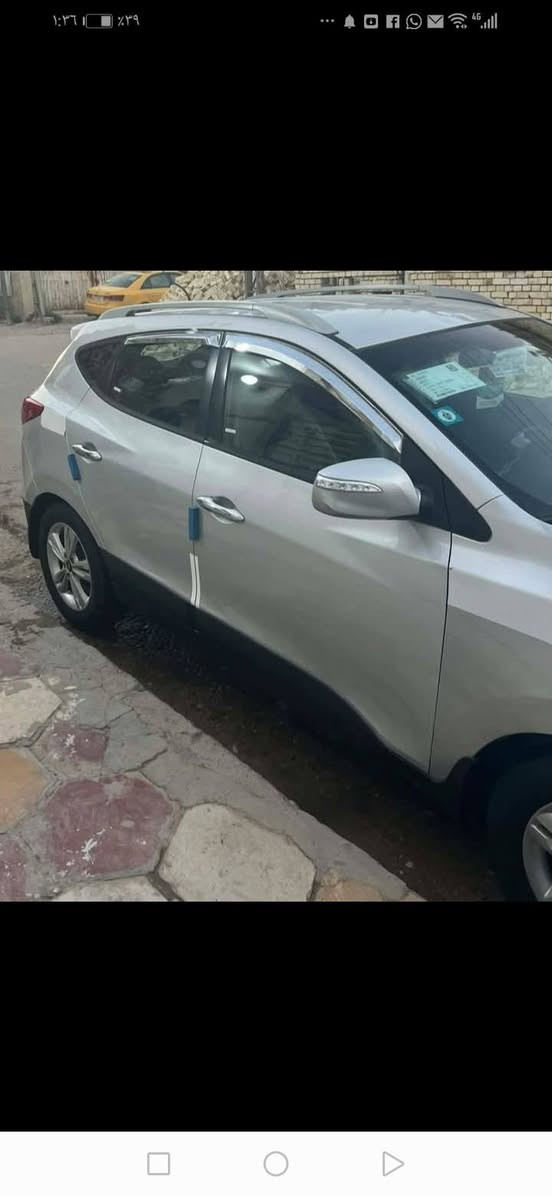 عندي توسان ٢٠١٣ محرك ٢٤٠٠ دوش وارد ضرر بسيط بدايه خشم البنيد ومعدل نفسه صبغ بيها ٤ قطع رش فقط قليل حالوب سيارة ليبل واحد تحكم اربع جهات كشن جلد تدفئة كشنات نظام Eco سايد برك قدم نظام مانع انزلاق حداديه جيده منظومه وقود جديده اطارات جيده منظومه تبريد جديده بأسمي رقم بغداد انكليزي للبيع او  مراوس  السعر ١١٠ وبيه مجال الاتصال ***********
