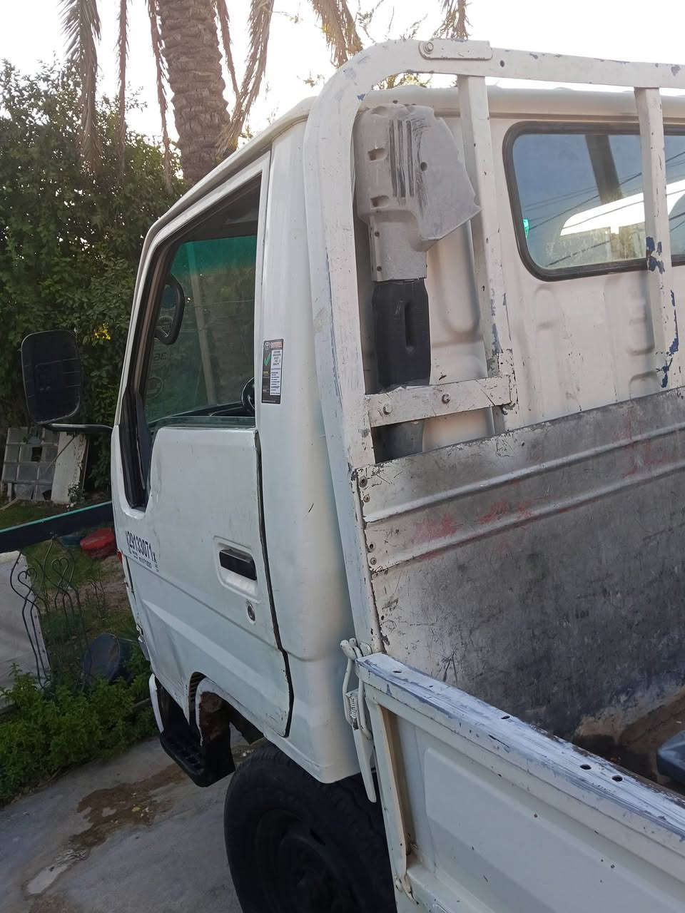 داينة موديل 96
محرك كير اكسل كيا بنكو موديل 20 
المحرك مال كيا بنكو حمل 
تخم تاير جيد شاصي مكفول من كل عيب 
رقم كركوك الماني تحويل مباشر تريد وكالة 
صدر جديد سياره جاهزة للشغل 
التواصل ع واتساب ***********
