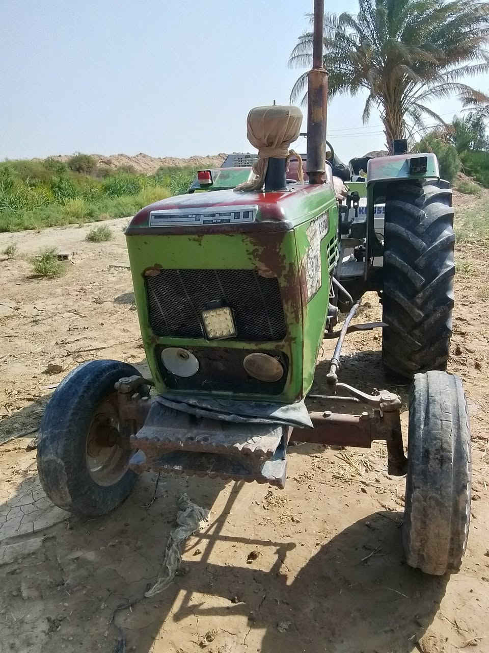 للاستفسار على الرقم هذا ***********
