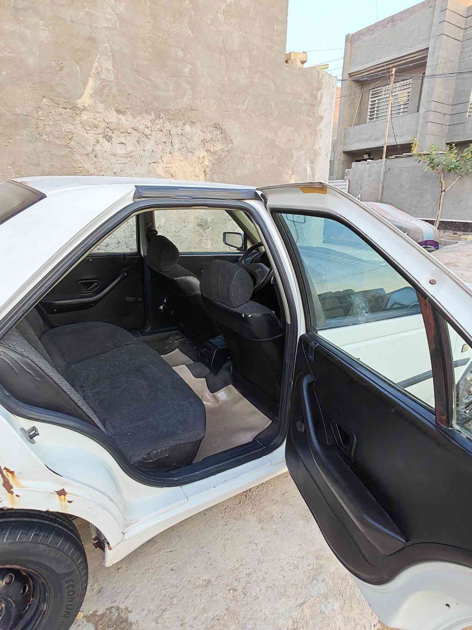 بيجو روا • ٢٠١٠ • رقم بغداد
