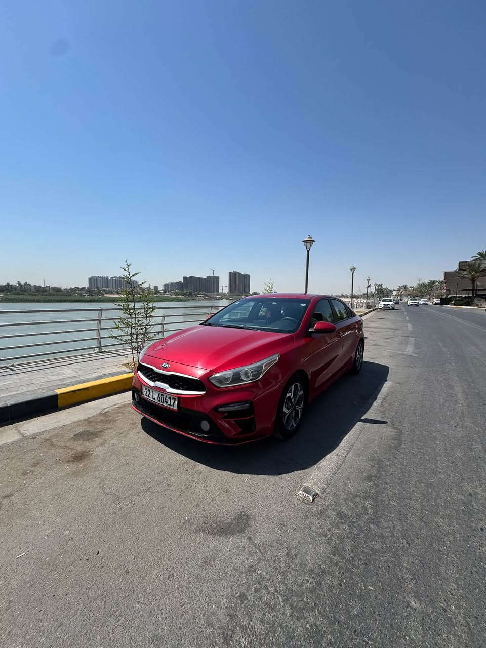 فورتي موديل ١٩
محرك دوش ٢٠٠٠

كير AT

ماشية ٩٠ ميل 

السيارة كلين داخلة وبيه بارد و ٣ صعات 

السيارة نضيفة كلش 

السعر 127 وبيهة مجال 

***********
