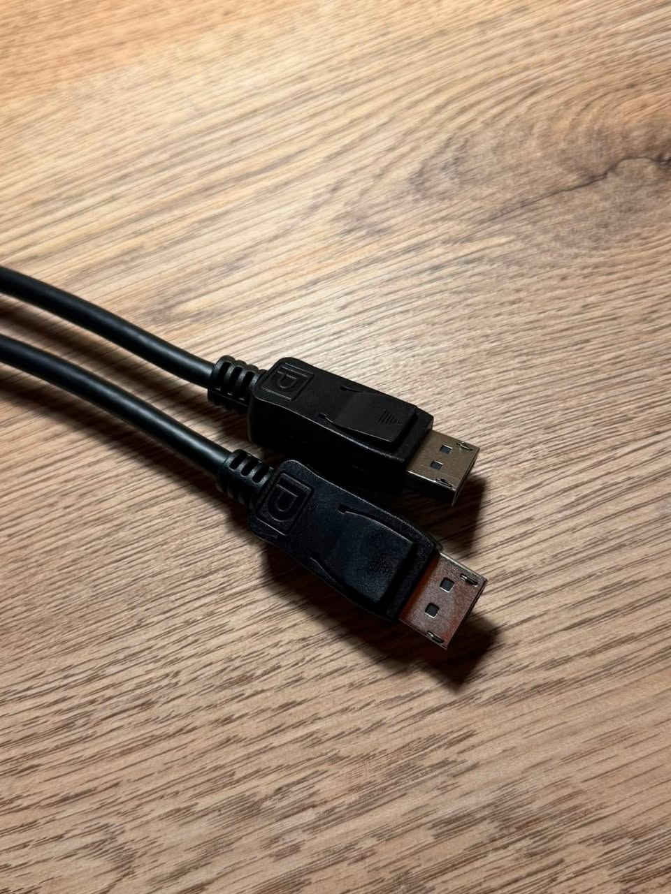 سلام عليكم
 عندي شاشة كيمنك ما مستخدمة فقط مفتوحة من كارتونة صارلي يومين من اخذتهة 
موصفات شاشة:

AVETRON G2720F 27” QHD 2K IPS 200hz

PRODUCT NAME AVETRON G2720F
SCREEN SIZE 27-inch
PANEL TYPE IPS
RESOLUTION 2560 × 1440 (QHD / 2K)
REFRESH RATE 200Hz
RESPONSE TIME 1ms (OD)
COLOR DEPTH 1.07 Billion Colors (8-bit + FRC)
BRIGHTNESS 300 nits
CONTRAST RATIO 1000:1
VIEWING ANGLE 178° (H) / 178° (V)
DISPLAY SURFACE Anti-Glare
ADAPTIVE SYNC Adaptive Sync
HDR No
HDMI PORTS Yes
DISPLAYPORT Yes
USB PORTS Yes
AUDIO OUTPUT 3.5mm Earphone Jack
VESA MOUNT 100 × 100 mm
COLOR Black
عنوان:ديالى بعقوبة تحرير ومتوفر توصيل لجميع محافظات العراق🚚
رقم:***********
سعر:210الف وبيهة مجال للشراي
