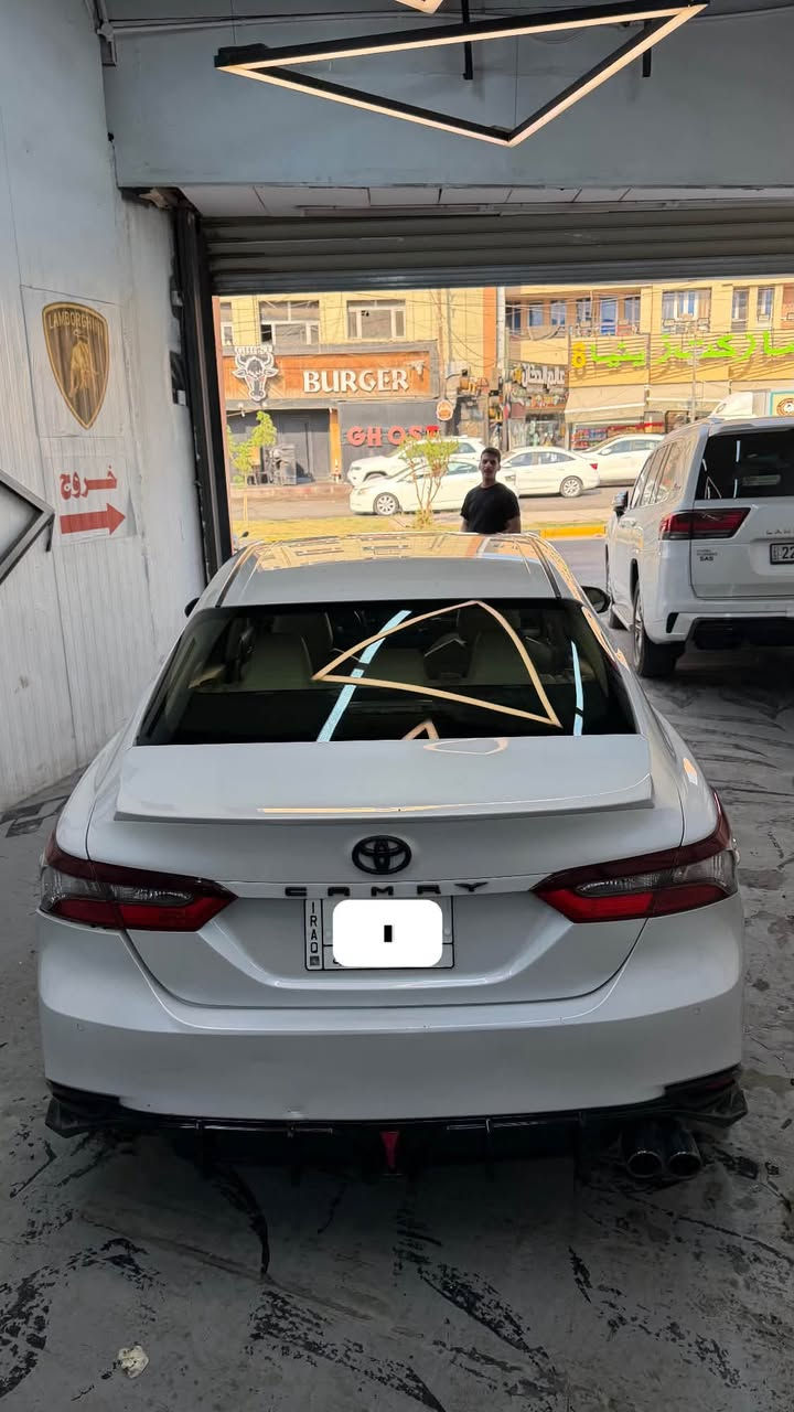 𝗧𝗢𝗬𝗢𝗧𝗔 𝗖𝗔𝗠𝗥𝗬 𝟮𝟬𝟮𝟮
𝗚𝗟𝗘
عبد اللطيف جميل | خليجي | بانزين
𝗠𝗜𝗟𝗘𝗔𝗚𝗘  —  𝟱𝟮,𝟬𝟬𝟬 𝗞𝗠
𝗦𝗣𝗘𝗖 — 𝗚𝗟𝗘 فول مواصفات
𝗖𝗢𝗟𝗢𝗥 —ابيض
𝗙𝗘𝗔𝗧𝗨𝗥𝗘𝗦
• جام كهرباء
• حساسات
• كاميرا خلفية
• بردة خلفية
• كشنات جلد بلادي
• شاحن لاسلكي
• مري شفط
• بصمة أبواب
• إنارة داخلية محيطية بلادية
• صبغ ويالة أسود لامع
𝗖𝗢𝗡𝗗𝗜𝗧𝗜𝗢𝗡
• البنيد صبغ حار
• الجاملغ الخلفي صبغ حار
• الجاملغ الأمامي الأيسر بيه طخة، وترجع بارد أو 𝗣𝗗𝗥
• الجاملغ الخلفي خلف السكن بيه طخة، وترجع بارد أو 𝗣𝗗𝗥
السيارة بانزين بالكامل وليست هايبرد
خليجي عبد اللطيف جميل — GLE فول مواصفات
للاستفسار والتفاصيل: ***********
السعر 18,000 دولار وبيها مجال
