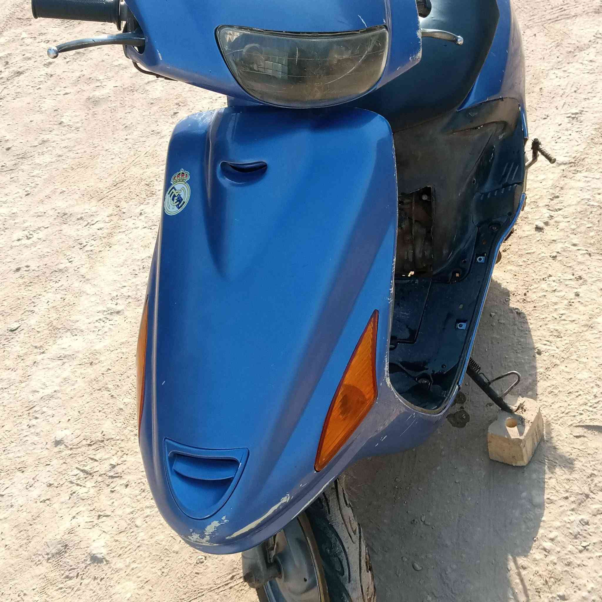 سلام عليكم فراشه لاطشه مكينتها كهربائيات كلها شغاله مسويلها جوزه خارجيه جوزتها ماعت موجوده السعر 150 المكان ديوانيه قضاء المهناويه  للستفسار اتصل علر رقم ***********ملاحضه ما جاوب بل فيس فقط واتساب وخط
