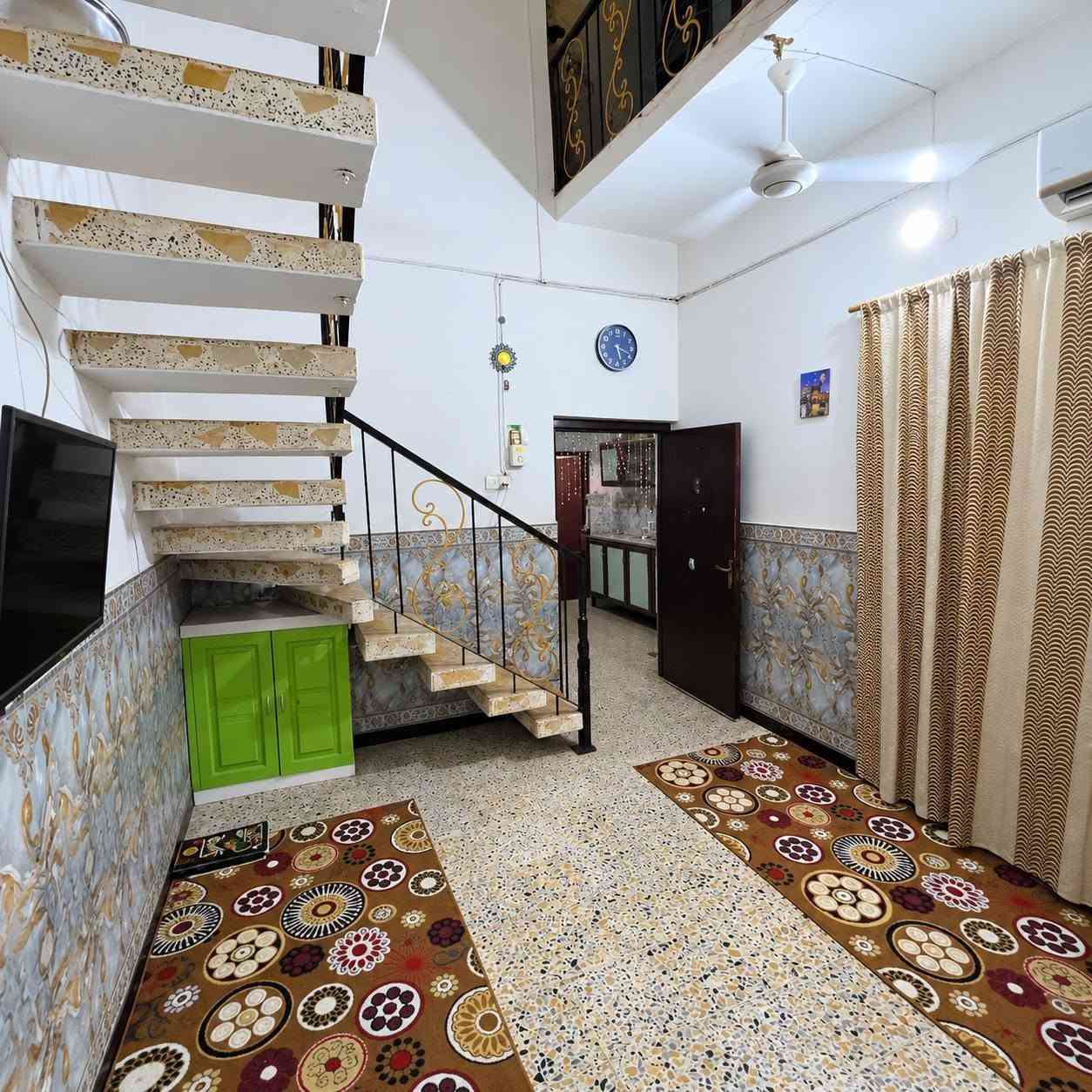 السلام عليكم

الدار للبيع المكان حي الزهراء خلف علوة الرمل قرب مدرسة عهد الجديد

المساحة 100 متر طابو صرف 
السعر 95 وبي مجال
الرقم للاستفسار: ***********
