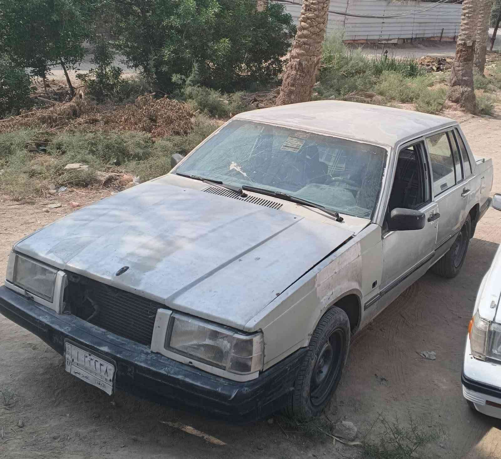 فولفو • للبيع