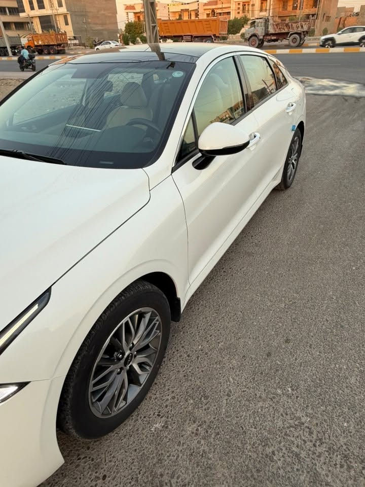 🔥 للبيع Kia K5 2023 – NIM فل مواصفات 🔥
🚘 Kia K5 2023
• NIM فل مواصفات
• محرك 2.0 دوش (DOHC)
• اللون: أبيض
• الممشى: 46,000 كم
• وارد خليجي
• كلين ونظيفة جدًا
• ما بيها شخط أو صبغ
• استخدام شخصي ومحافظة عليها

📍 الموقع: الرمادي – التأميم

📞 للتواصل: [***********]
