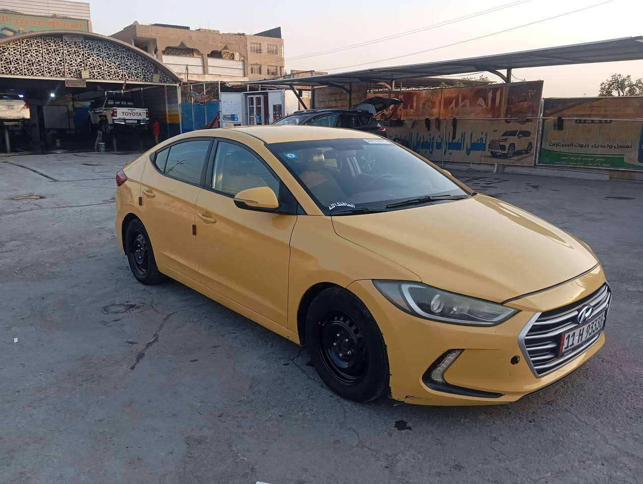 د من رخصت لادمن الانترا للبيع موديل 17 رقم بغداد الدولي سنويه لغايه30 محرك جديد 2000 دوش حداديه امامي خلفي تبريد ثلج تخم تاير جديد كير ايتي شاشه كبيره كامره دواره فول تحكمات نضام ايكو سياره نضيفه جدا مكان سياره بغداد السعر 105 وبيه مجال اللاستفسار عله الرقم *********** فقط تصال غير متواجد عله الفيس
