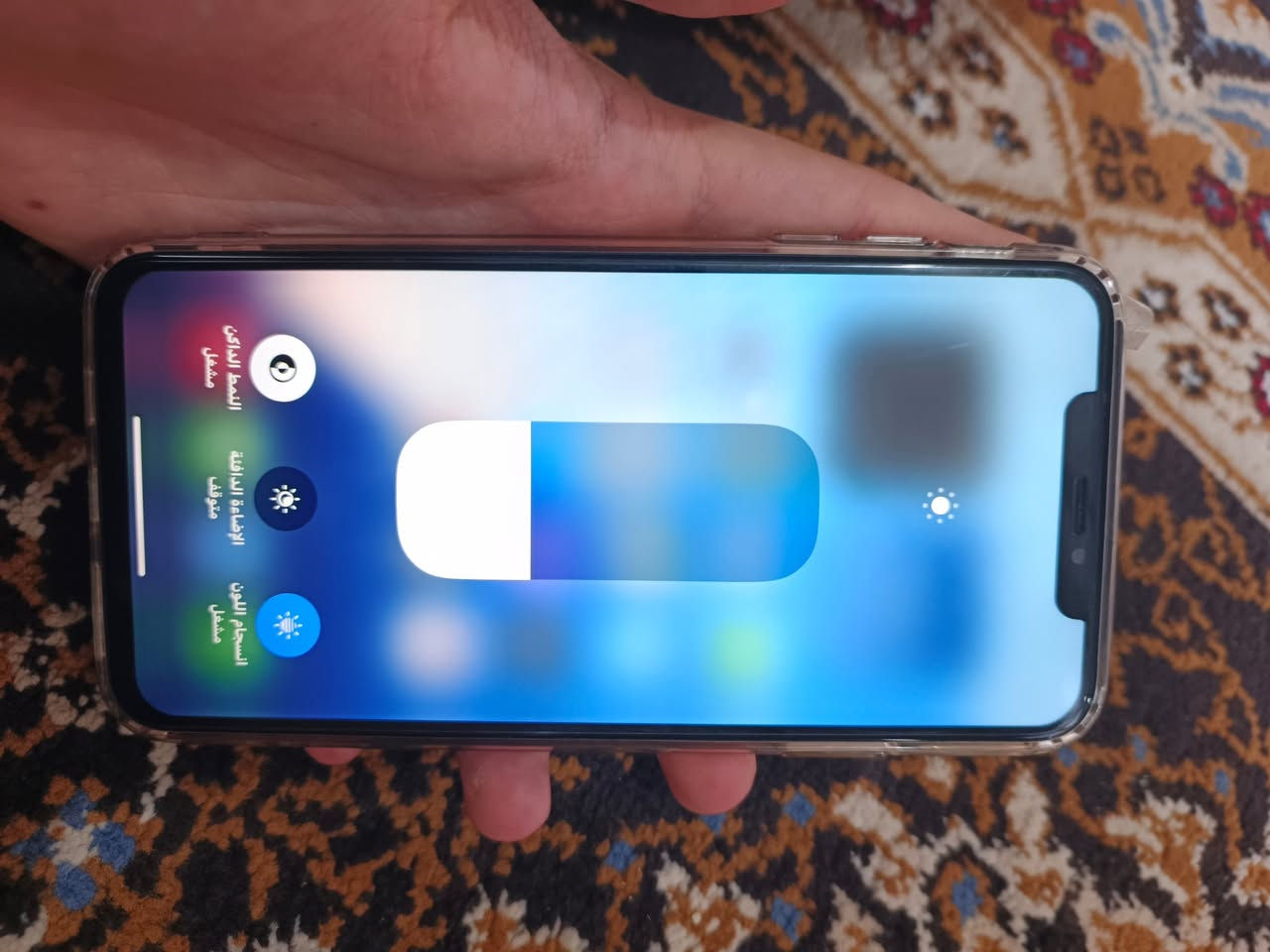 السلام عليكم
ايفون xsmax للبيع 

الجهاز مبدل بطاريه وكله شغال

سعر180جهاز نضيف 

شغال كامل اتصال مايكات فيس ايدي شغال 

سيم كارت تك 
ذاكره 256
للأستفسار اتصل *********** 

مكاني كركوك الحويجه
