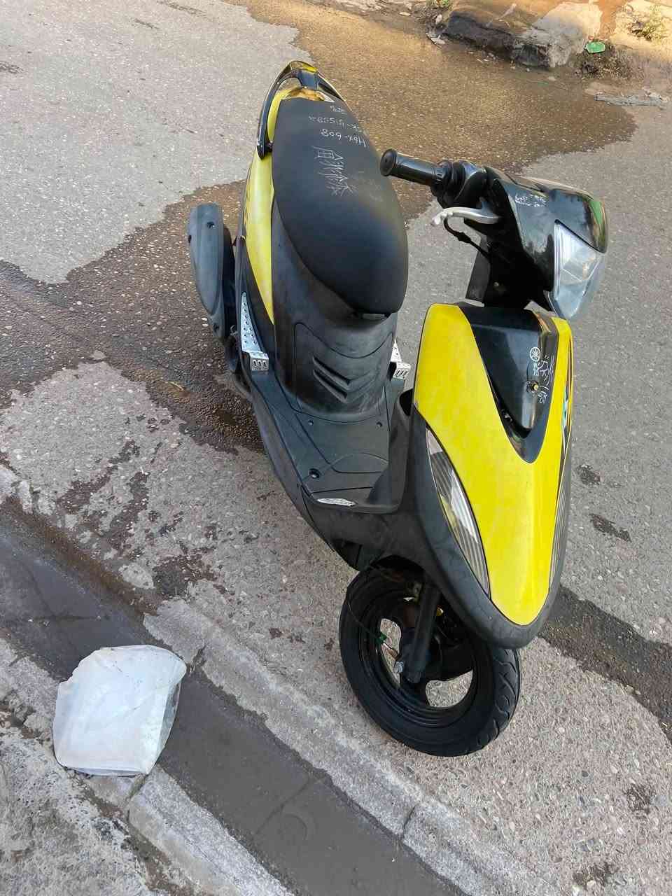 عدلة بلادية كلهة دراجة مال رمبه كاملة وكلشي شغال بيهة اي نقص مابيهة مكينة عبالك هايبرد ناعمة حيل دراجة ملحة بس لان مصورهة بليل ف ممبين الملاح
سعرهة٩٥٠ وبيهة مجال مكاني صليخ ***********
