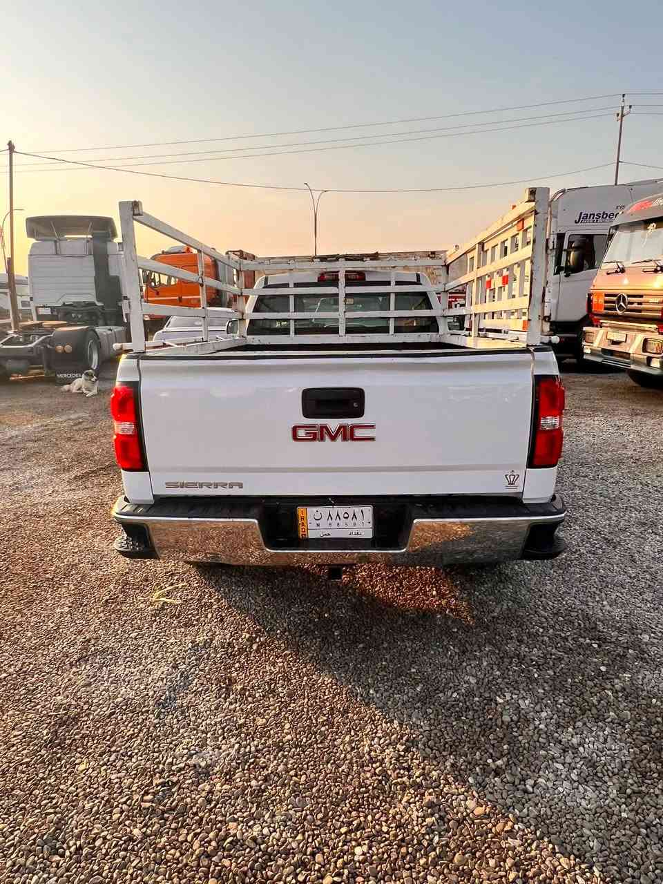 ⁉️⁉️⁉️⁉️⁉️
سيارة GMC مديل 2018 مكينه 6 سلندر ماشيه 100 الف  رقم بغداد تحويل مباشر السيارة مكفوله للأستفسار اتصل على الرقم /***********/
***********
