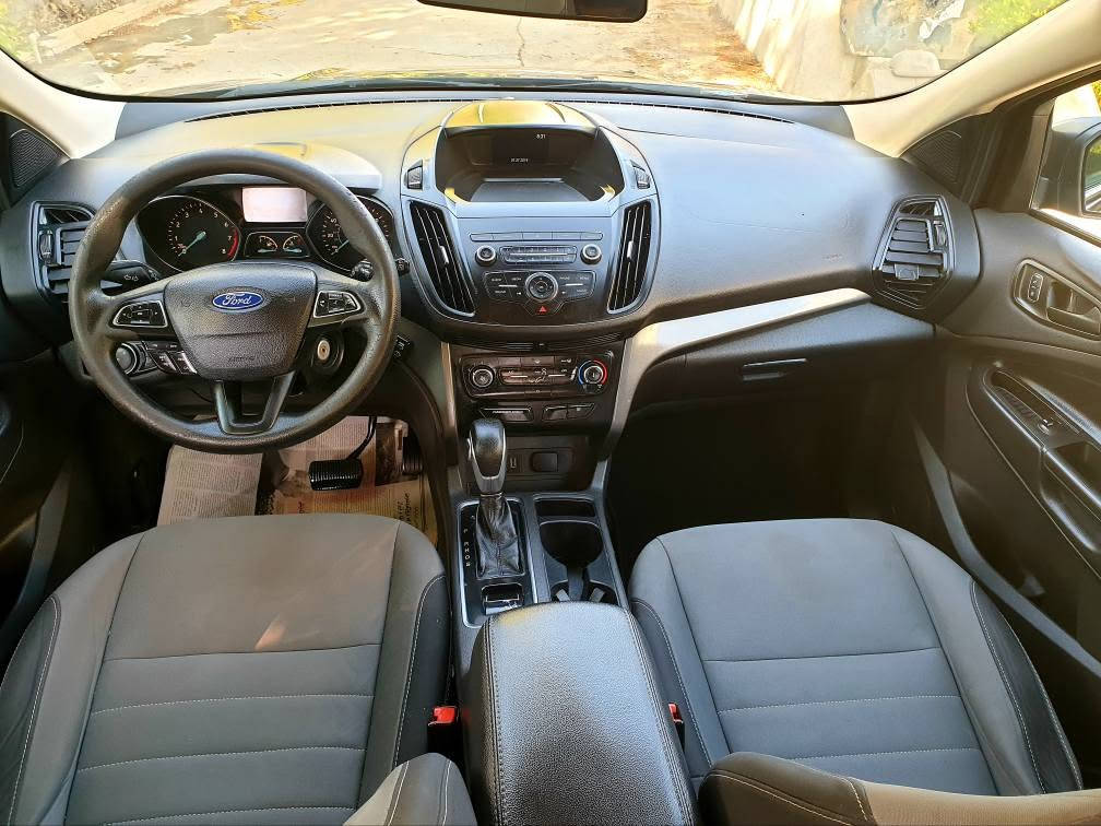 FORD ESCAPE 
مودیل 2019
المسافة المقطوعة 108 mile ـ ماوەی ڕۆیشتن 
محرك 2.5 مامفتوح 

ــ صبغ : قطعة واحدة صندوق فقط
ایرباگات کلها سلیمە
ملاحظة : یوجد تعدیل بارد بالجاملغ الامامی
ــ بۆیاغ : تەنها قباخ سندوق
تێ بی نی : کەمێک ساردی هەیە لە چاملغی پێشەوە 

مواصفات : بریك بصمة /کامیرا و شاشە / تحکمات ستیرن فول / لایت اوتو / تحدید سرعە)

کیر ـ محرک ـ تبرید ـ تحویل بشرط
رقم و سنویە جدید 

سعر : 108 ورقە و مجال قلیل 

مکان السیارە : اربیل 

***********
واتساب + فایبر أربيل, العراق

