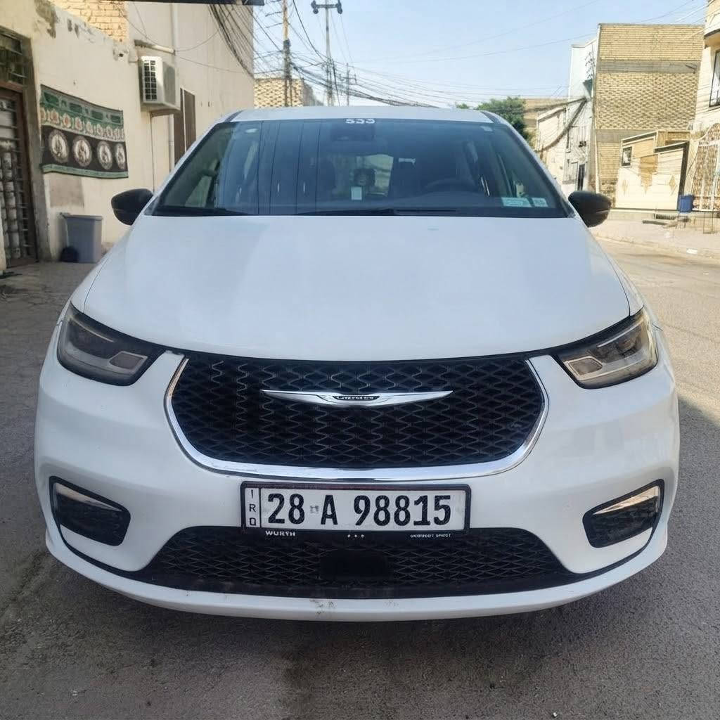 باسفيكا كرايسلر
السلام عليكم 

كرايسلر بافسيكا تورنك L

وارد امريكي 

رقم نجف شهداء سنة ونص وتصير حره 

الحادث دعامية وخشم البنيد + بارد قليل سيارة جديدة وحادثها كلش خفيف يعني أخت الجديدة والكلين كما موضح بالصور المرفقة 

الموديل ٢٠٢٤

بدون دواخل كله بلادي 

ماشيه 42 الف كيلو مو ميل 

محرك 6 سلندر 3600

المواصفات 

١- رادار امامي 

٢- رادار جانبي 

٣- لايت زنون 

٤- حساس خلفي 

٥- بصمه 

٦- بصمه ابواب 

٧- تشغيل عن بعد 

٨-الابواب كهرباء تفتح وتسد برمونت 

٩- كشن كهرباء + خزن ميموري

١٠- كامره خلفيه دوارة 

١١- شاشه كبيرة 

١٢- ابواب الجانبية كهرباء 

١٣- الصندوك كهرباء شفط

١٤- ثلاث قطع تبريد 

١٥- كشنات منفصل 

١٦- فول تحكم ستيرن 

١٧- سايد بريك بصمه 

١٨- الكشنات تدفئة

١٩- ستيرن تدفئة

٢٠- اوتو ستوب

٢١- مانع تزحلق

٢٢- تحديد مسار

٢٣- ابواب كهرباء 

٢٤- بردات بالابواب بلاديه 

السعر ٢١٠ وبي مجال 

مكاني النجف الاشرف 

***********

نص مكتوب في الصور:
- ٥٤٪ 4G+ VOLTE App Market ١:٤٥ 1 all جميع الأدوات التوقيع إضافة علامة ملاءمة الشاشة