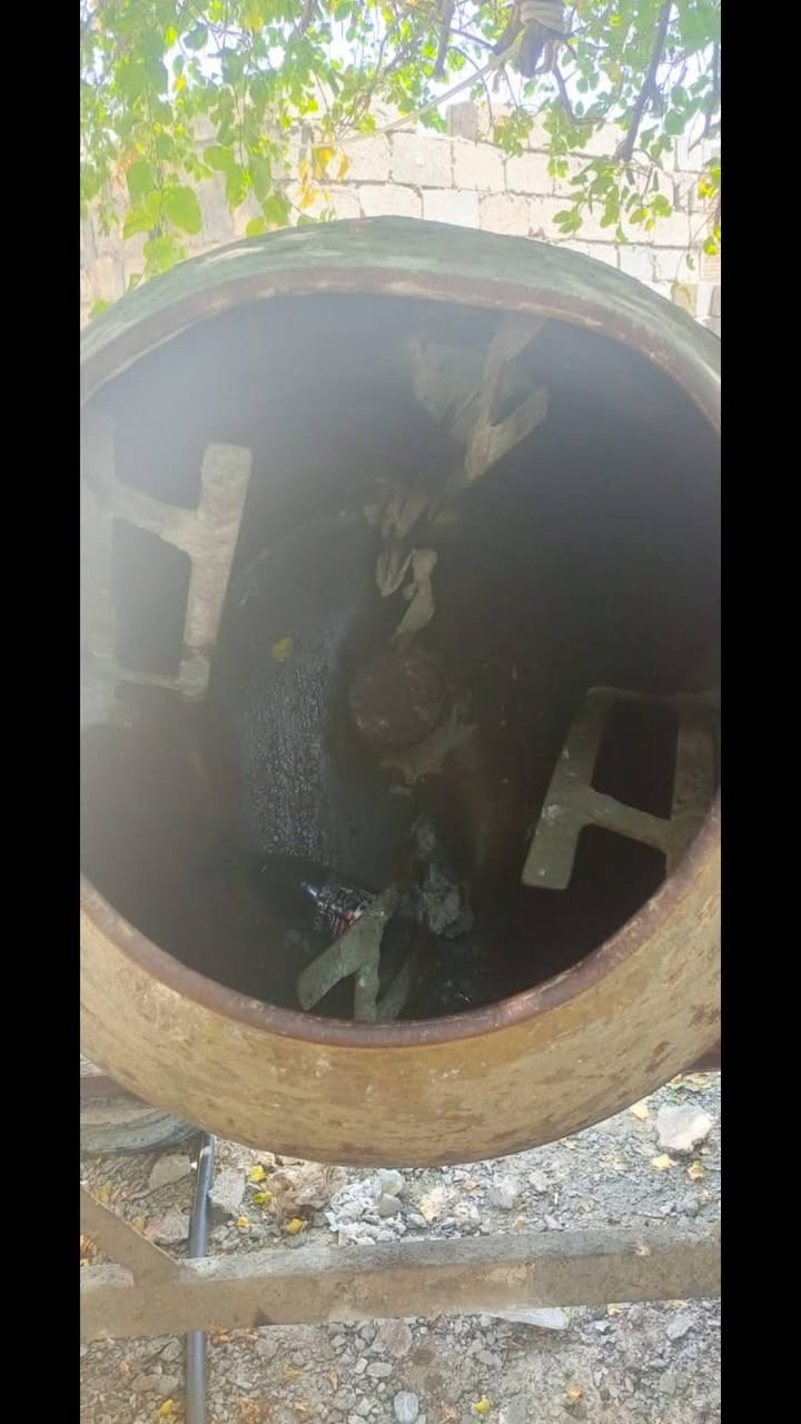خباطه لبناني باب اول حجم كبير كيس تاخذ خمس عربين حجم كلش كبير خباطه حلوه مرتبه محرك شقال مكان فلوجه كرمه سعره مليون ٤٠٠ ***********
