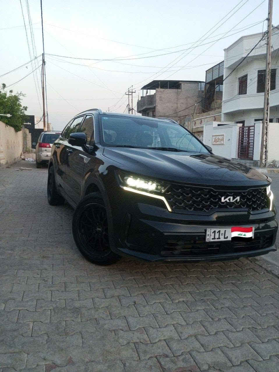 السعر 177
السلام عليكم 

للبيع سورنتو 2022 هايبرد وأرد أمريكي..حادثها بنيد و دعامية بدون دواخل  

رقم بغداد بأسمي سنوية جديدة و هزة جديده 

كير و محرك و تبريد و كهربائيات خير من الله 

السيارة مخليلها طبقة حماية PPF 

ب 8 ورقات 

  السيارة فول مواصفات

 *فتحة بانوراما

 * 4 أوضاع قيادة 

*شحن لاسلكي مع منفذ USB في كل مقعد

*حساس مطر 

*مري اوتو 

*بصمة وتشغيل عن بعد 

*كراسي كهرباء

*جنطة كهرباء

*هندبريك بصمة

*درايف مود 

*اوتو هولد 

*مساعد انحدار 

*مانع انزلاق 

*كير ماوس

*مثبت سرعه و تحديد مسار 

* حجم المحرك 4 سلندر  تيربو 

*6 راكب كشنات  جلد أسود ملكي سياحي Vip 

*لايت عالي ناصي زنون 

*لد ليزري نهاري 

*حساسات امامي خلفي 

*حساسات أطار

*كامرة دوارة 

*شاشة تخدم نظام اندرويد و ايفون 

* دفع رباعي 

* كير اوتوماتيك و كير عادي شفتات بالستيرن

*كشنات تدفئة 

* إنارة داخلية لمس 

وبعد بيها مواصفات 

بيها كم قطعة صبغ و مسويلها سونار جديد 

مكان السيارة (بغداد )

سعر   177

مسويلها إدامة 

تبديل دهن محرك امزويل 

و تخم بلكت شركة ابلاديات 

إدامة بمركز تنضيف غرفة الاحتراق و جويتر و منضومة البانزين

شراي يتصل

هاتف ***********

*********** بي واتساب
