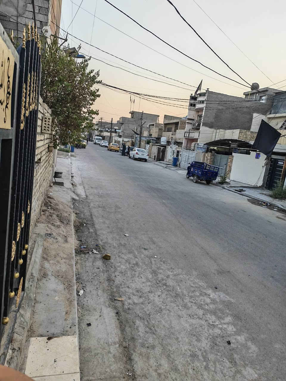 بيت للبيع مساحته 120متر واجهة 10 نزال 14 طابو زراعي سند25 منطقة الشركة الخامسة سويب أول شارع مدخل سويب للاتصال 
***********
