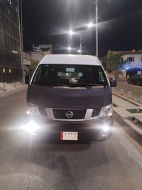 عندي نيسان يورفان للبيع ٢٠١٦ سياره جاهزه مصفره ضريبه وخط وبحث مكاني بغ...