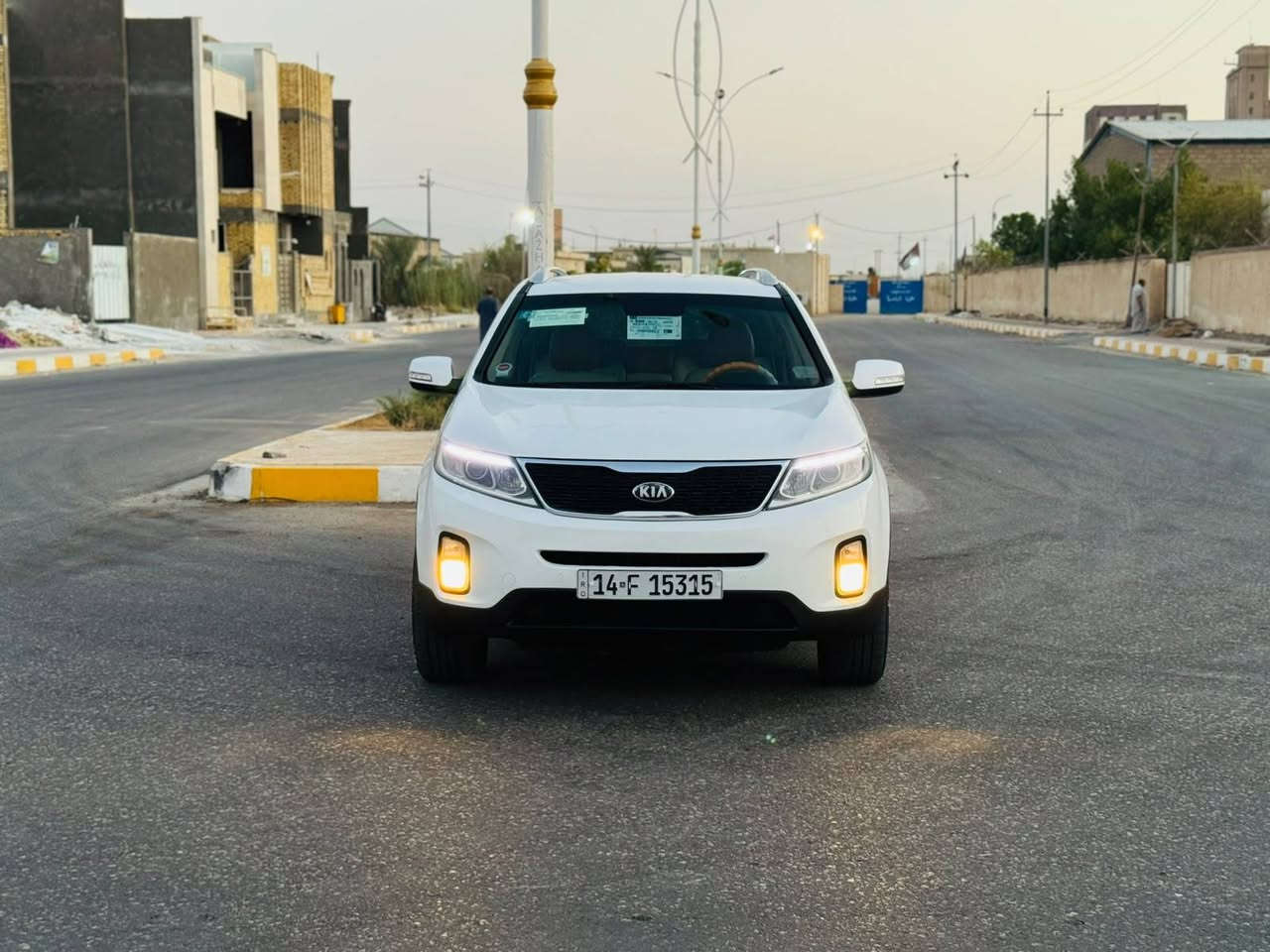 سلام عليكم سورنتو 2013 شكل 2015 
خليجي تبديل جاملغات الاماميه بدون دواخل بدون اي شي 
فول مواصفات عده الفتحه 
بصمه تشغيل / بصمه أبواب 
كشنات جلد / 3 قطع تبريد 
7 راكب / محرك 2400 دوش مامفتوح 
بلاجكتورات / شفط مري 
اشاير ب مري / تبريد بيانو 
سياره جاهزه محرك كير حداديه تبريد جاهزه الأخير 
السعر 138 وبيه مجال 
المكان ناصريه 
الاستفسار 
***********
