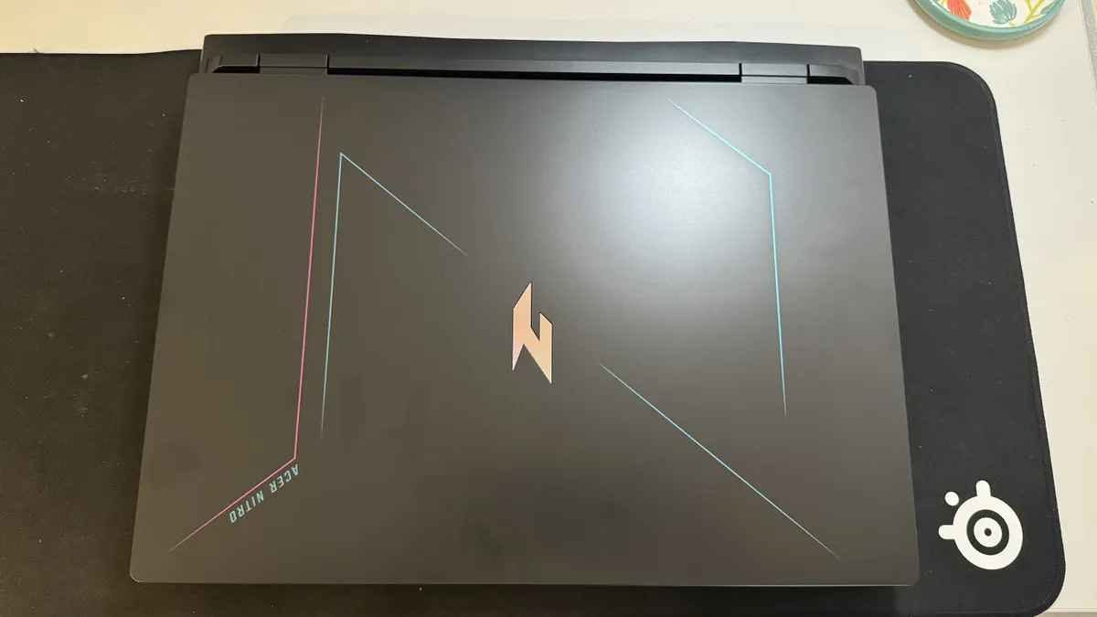 💻 Acer Nitro 17 Gaming
• CPU: AMD Ryzen 7 7840HS (هاوتا لەگەڵ Core i7-14th Gen)
• GPU: NVIDIA GeForce RTX 4050 6GB (140W)
• RAM: 16GB DDR5
• Storage: 512GB NVMe SSD
• Display: 17.3" FHD 165Hz

کوردی:
🖥️ خاوەنی شاشەیەکی گەورە و خێرا (17.3" 165Hz).
⚡ بە کارتێکی شاشەی زۆر بەهێزی 140 وات و پرۆسێسەرێک کە هاوتای Core i7 نەوەی 14یە.
🔋 زۆر کەم بەکارهاتووە (تەندروستی باتری 88%).
🌐 بۆ زانینی نرخ سەردانی ئەم لینکە بکەن:

https://igoiraq.com/ckb/l/acer-nitro-amd-ryzen-7-7840hs-jn7e5f447gbxan42xrg3afqyhh8fen8w

📞 واتسئەپ: *********** | 
🚕 گەیاندن بەردەستە

العربية (عراقي):
🖥️ شاشة كبيرة وسريعة (17.3 انش 165Hz).
⚡ كارت شاشة قوي جداً بقدرة 140 واط، ومعالج مكافئ لـ Core i7 الجيل الـ 14.
🔋 مستخدم حيل قليل (صحة البطارية 88%).
🌐 لمعرفة السعر يرجى زيارة هذا الرابط:

https://igoiraq.com/ckb/l/acer-nitro-amd-ryzen-7-7840hs-jn7e5f447gbxan42xrg3afqyhh8fen8w

📞 واتساب: *********** | 
🚕 التوصيل متوفر أربيل, العراق
