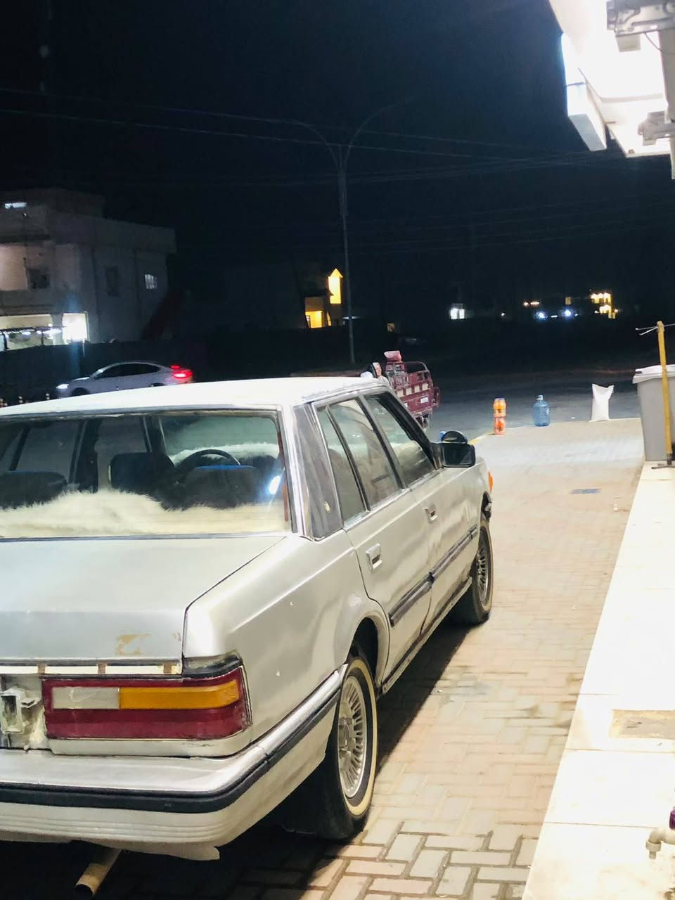 سلام عليكم سوبر للبيع موديل 84  كير ومحرك بطه  شرط الكير والمحرك ترايك للبصره شرط لاصرف ولا بخار تخم تاير جديد  صدر امامي خلفي قبل أيام مشتغله بلباكيت باتري جديد كهربائيات من الدعاميه للدعاميه كلو شغال جام كهربائي شغال والكشر شوف العين  رقم نينوى انكليزي مشروع وطني سنويه ل 2028 شرط التحويل صاحب السنويه يمي السعر 30 ورقه وبيه مجال اني مكلف بلنشر العنوان قضاء العلم   هاي ارقام صاحب السياره ***********
***********
