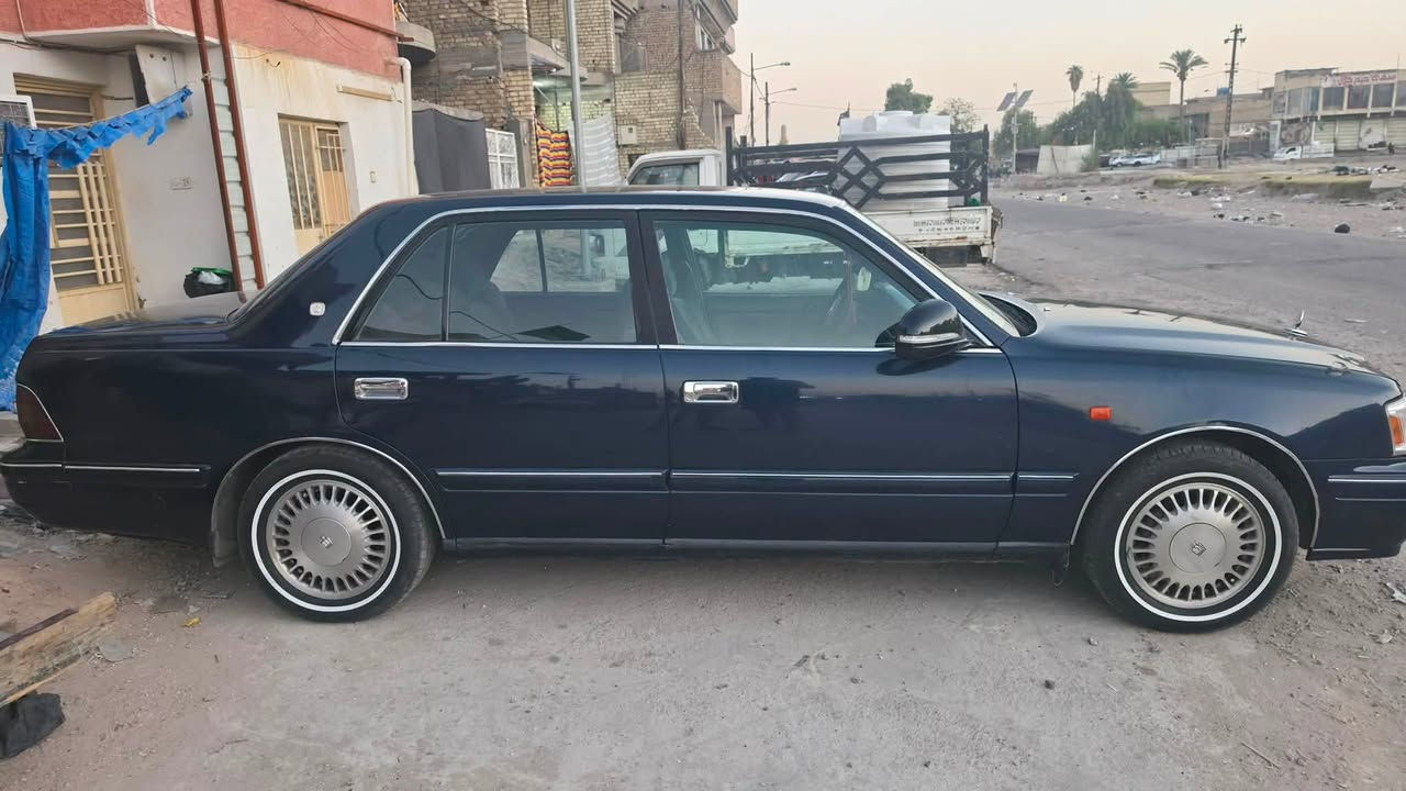 سلام عليكم
راس الثور موديل1998 السيارة نضيفه وجاهزه من كلشي
السعر80وبيهه مجال 
***********@إشارة
