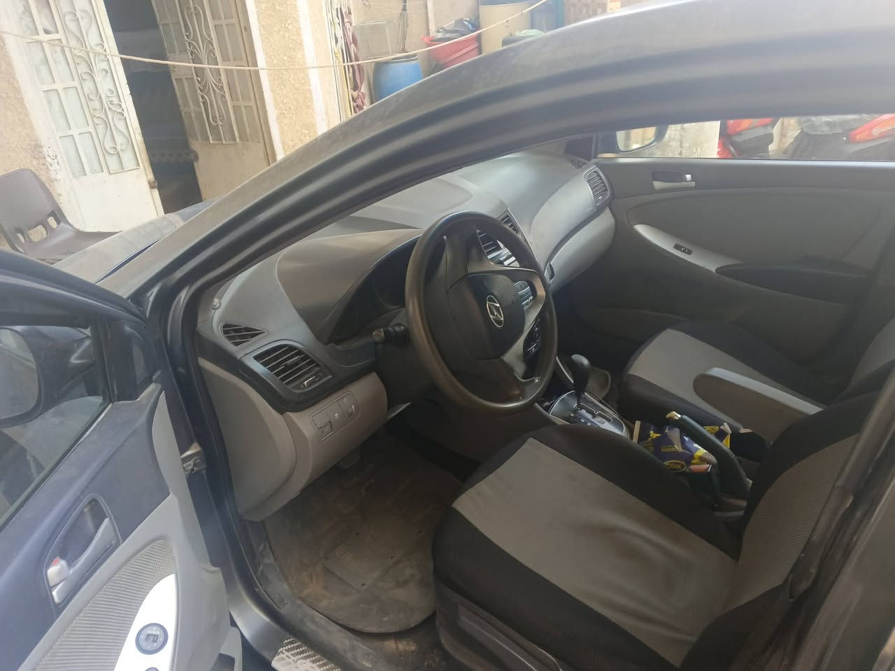 سلام عليكم اكسنت موديل ٢٠١٢ امريكي للبيع مكاني بغداد الكرخ سعر ٧٥ وبيها مجال رقم هاتف ***********
