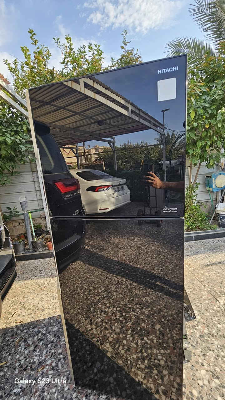 ثلاجه هيتاشي للبيع *********** 
سخان هيتكس ١٢٠ لتر 

غساله الجي ٨ كيلو 

الاسعار مناسبه

نص مكتوب في الصور:
- Galaxy S23 Ultra