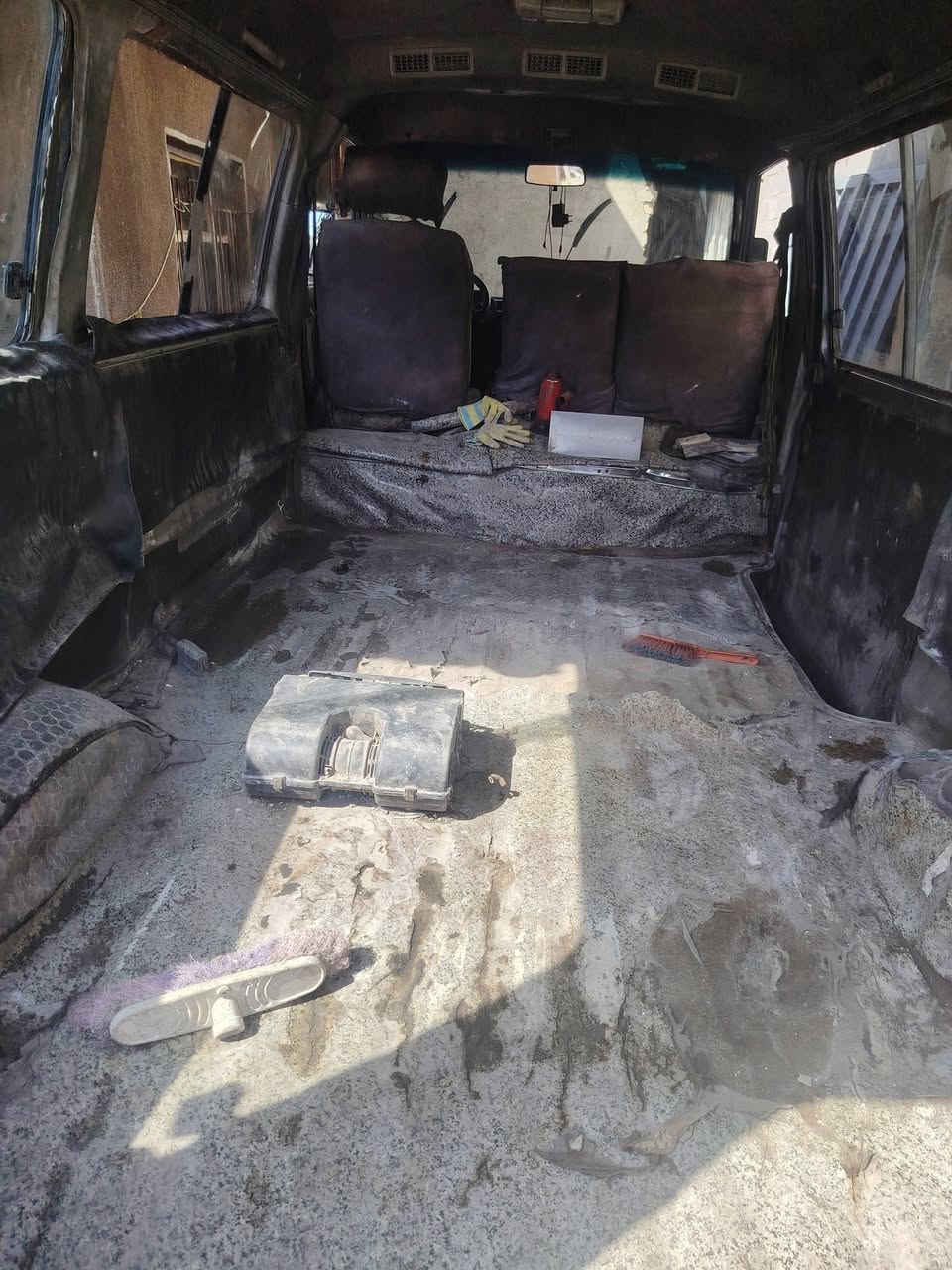 سلام عليكم كيه بسته موديل ٩٣ للبيع رقم محول حمل مكاني بغداد حي الجهاد السعر ٢٥ وبي مجال الرقم ***********  ممتواجد عل نت  مكلف بل نشر
