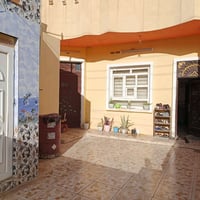 المربع الذهبي • ٢٠٠م • بناء حديث