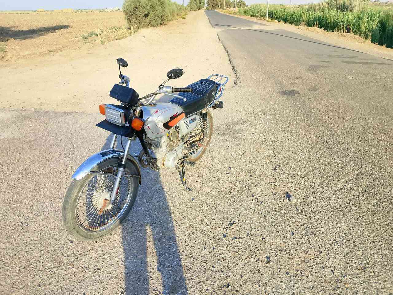 السلام عليكم دراجه للبيع موديل 20
*********** على الواتساب
