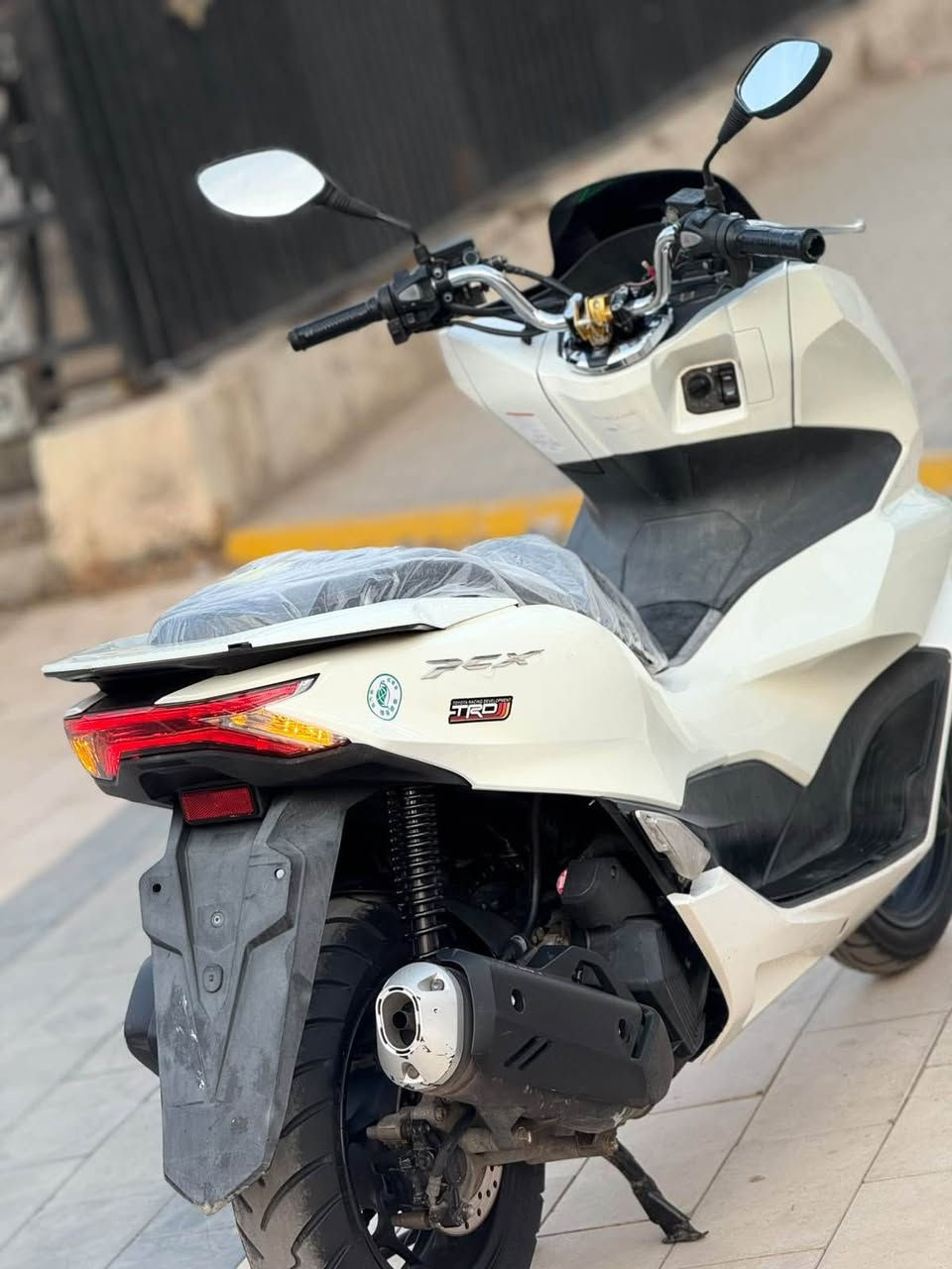 PCX الجيل الرابع • ياباني • مكينة ١٦٠