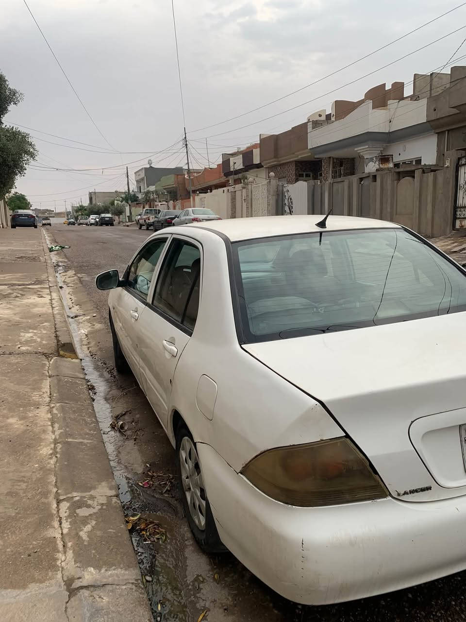 لانسر ٢٠١١ • أقساط • وكالة