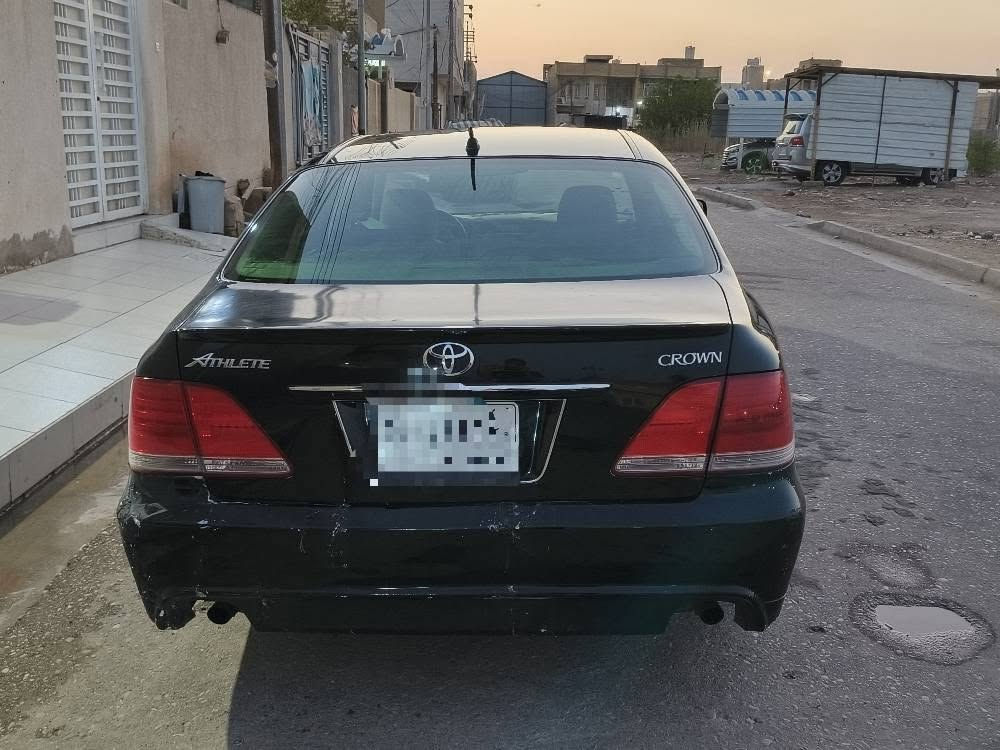 البيع سياره شاهينه ٢٠٠٧ أدوات الون اسود سياره حلوه وجديده مكينه كير جديد حداديه جديد بدي جديد يراد بس دعاميه الخلفيه تعبانه واضحه بل صوره تبريد ثلج ٣ دكم غرفه كلش حلوه دواخل رصاصي السعر ٣٢ وبيه مجال العنوان العماره هاتف *********** بي واتساب عمارة, ميسان
