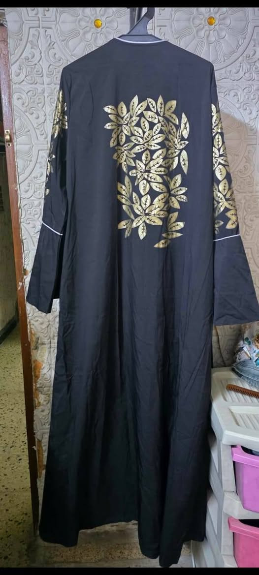 السلام عليكم عندي جبب كويتي واوربي نسائي 20 قطعه ابيعهن شلعه خلي سعر مناسب
تواصل *********** واتساب
