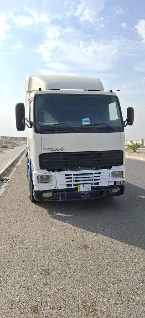 فولفو ٩٦ • محرك ٣٨٠ • تايرات نص عمر
